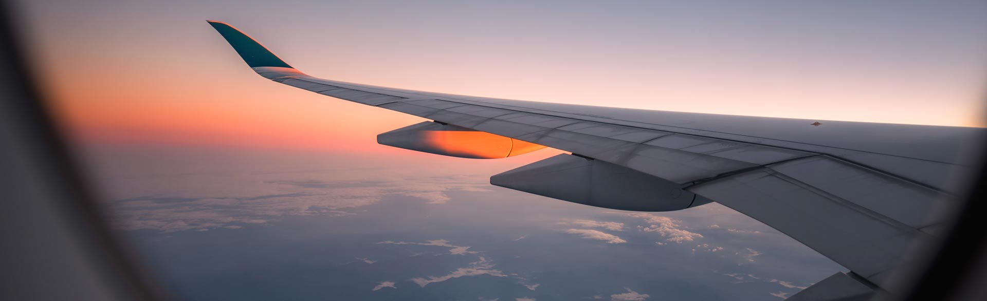 Airplane wing vacation in Italy